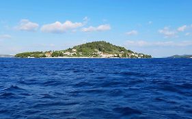 Haus Linden Insel Osljak bei Zadar in Kroatien